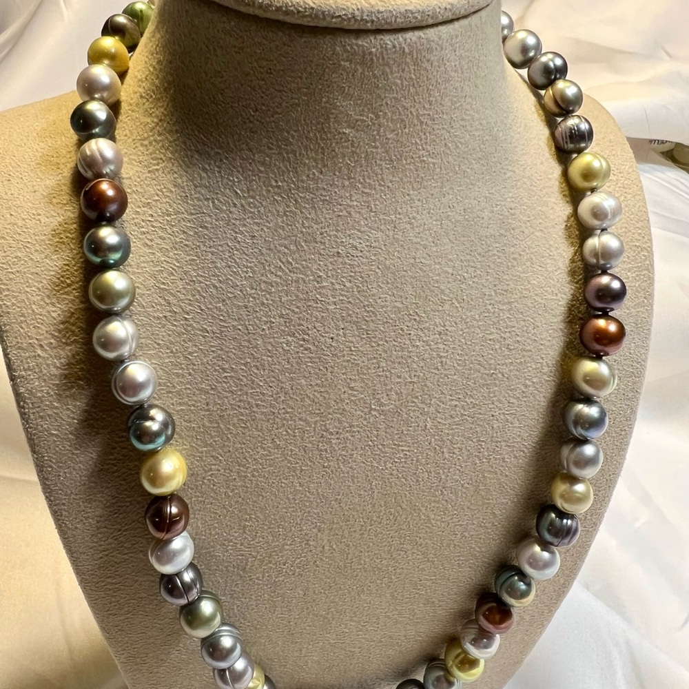 Multicolor Cultured Pearl Jewelry Set by Honora Collection. Read the description - Picture 3 of 16